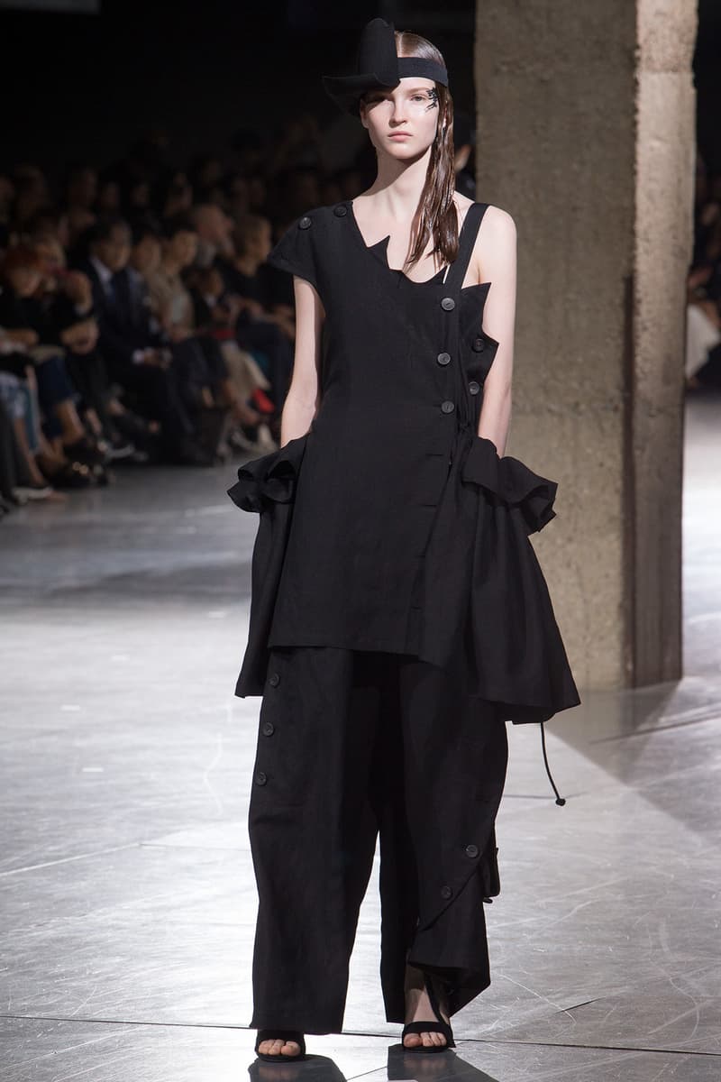 Yohji Yamamoto Spring Summer 2018 Collection Paris Fashion Week