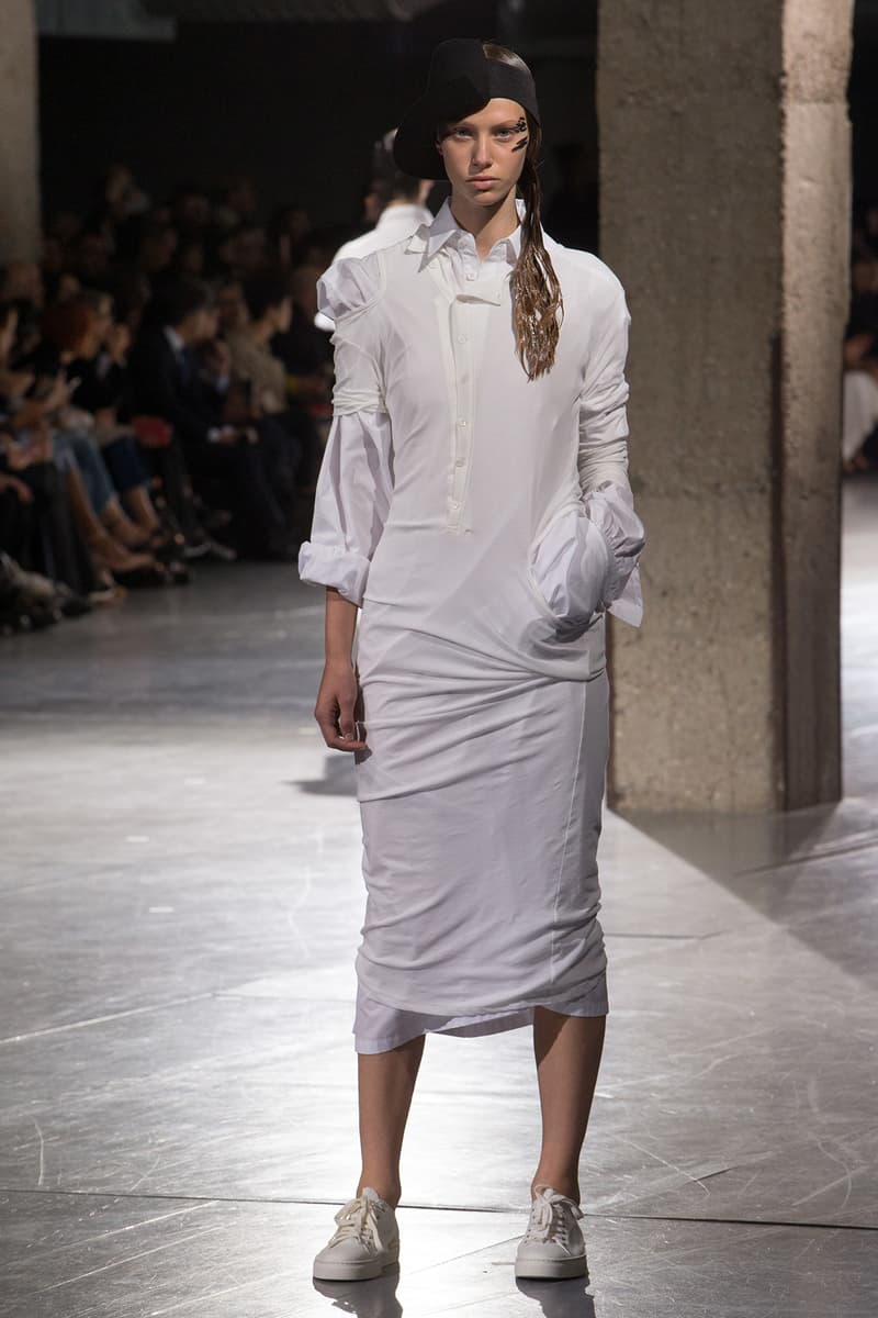 Yohji Yamamoto Spring Summer 2018 Collection Paris Fashion Week