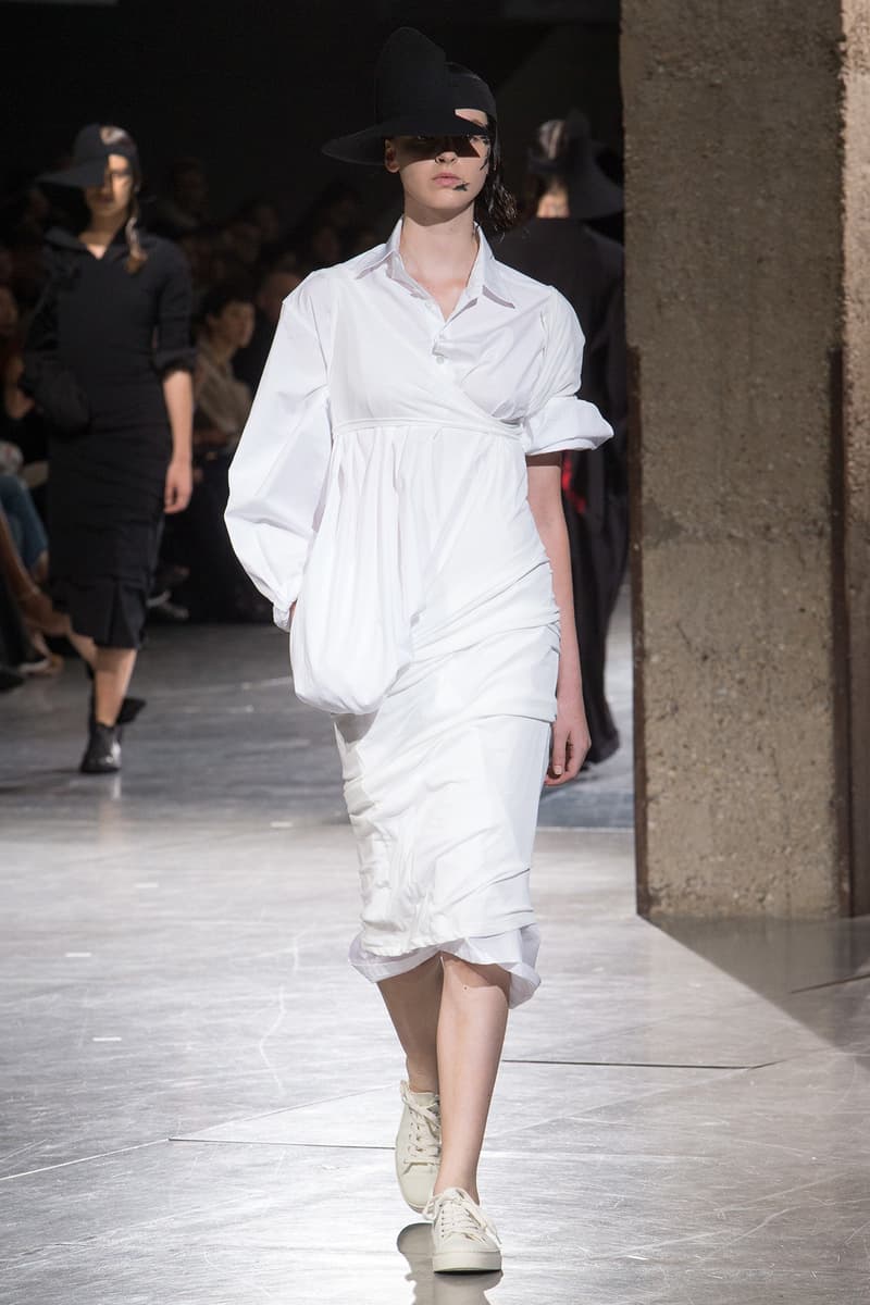 Yohji Yamamoto Spring Summer 2018 Collection Paris Fashion Week