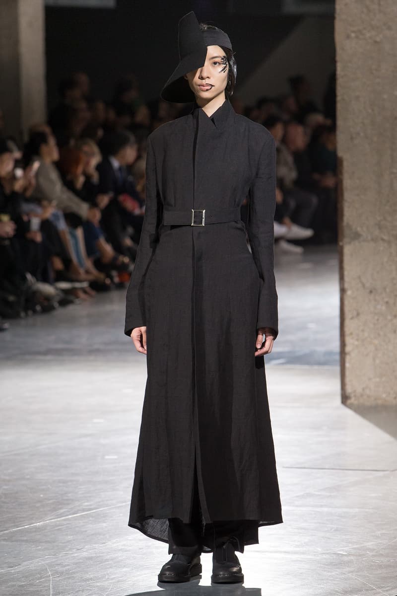 Yohji Yamamoto Spring Summer 2018 Collection Paris Fashion Week