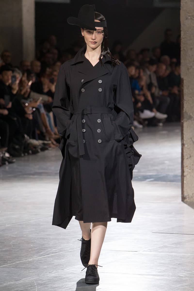 Yohji Yamamoto Spring Summer 2018 Collection Paris Fashion Week