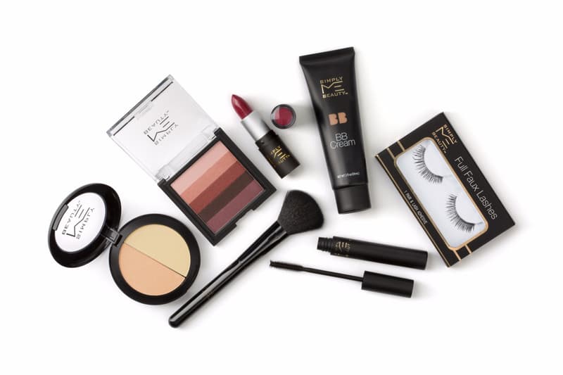 7-Eleven Simply Me Beauty Makeup Collection