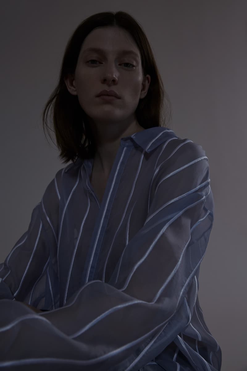 Moon Choi Fall/Winter 2017 Lookbook Fashion Tailoring Geometrical Silhouette Muted Color Palette Korean Label