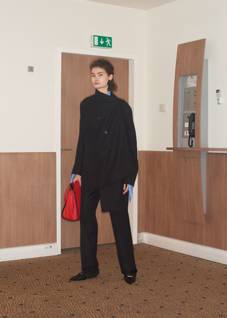 Balenciaga Women's Resort 2018 Collection Demna Gvasalia Fashion Pieces Bags Jackets Silhouette