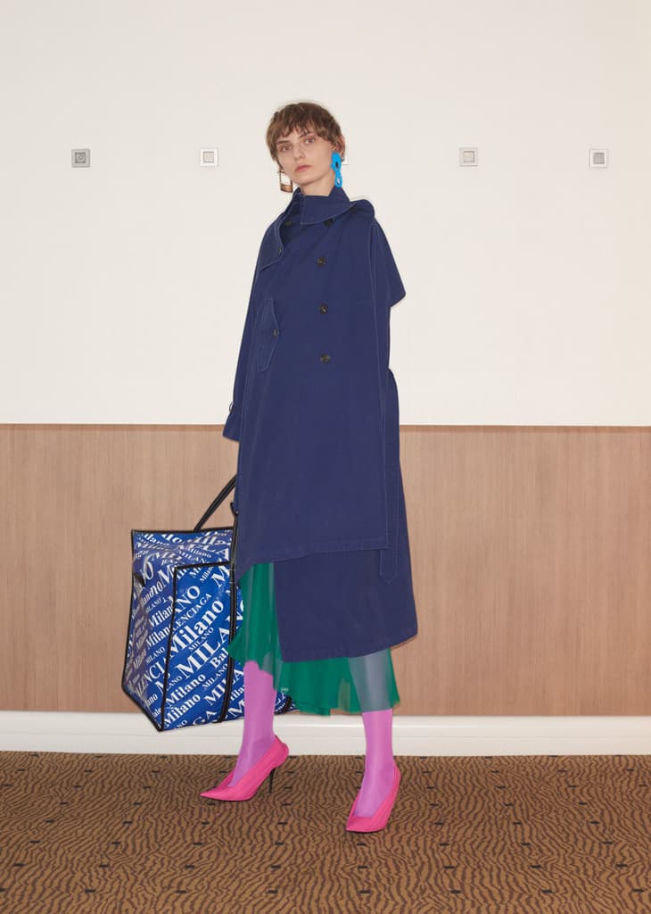 Balenciaga Women's Resort 2018 Collection Demna Gvasalia Fashion Pieces Bags Jackets Silhouette