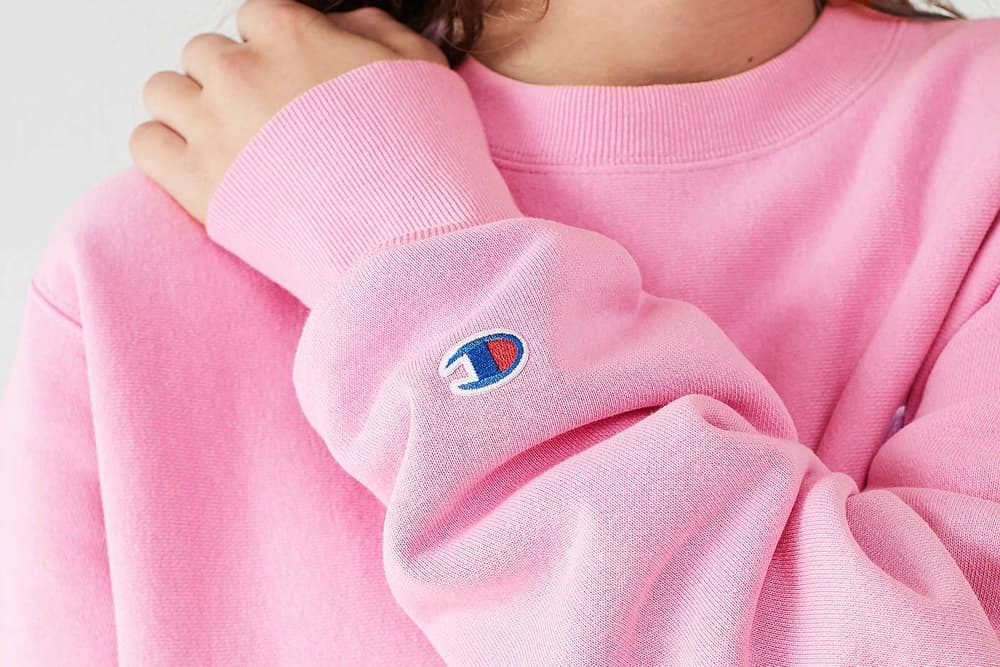 Champion Hoodie Sweater Joggers Sneaker Socks Tshirt