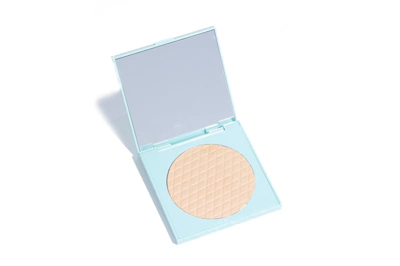 ColourPop Holiday Christmas Makeup Collection Lipstick Eyeshadow Palette Highlighter Lipstick Beauty Cosmetics