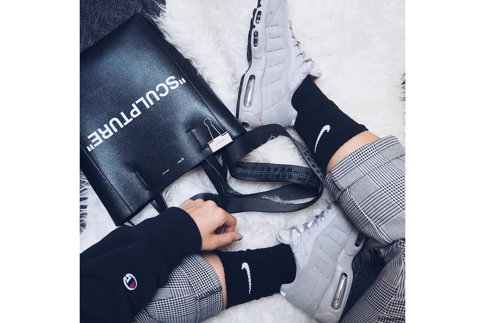 Monochrome Look Outfit HYPEBAE Look Champion Off-White Trousers Alexander Wang Sporty Nike Air Max 95 White Grey Black