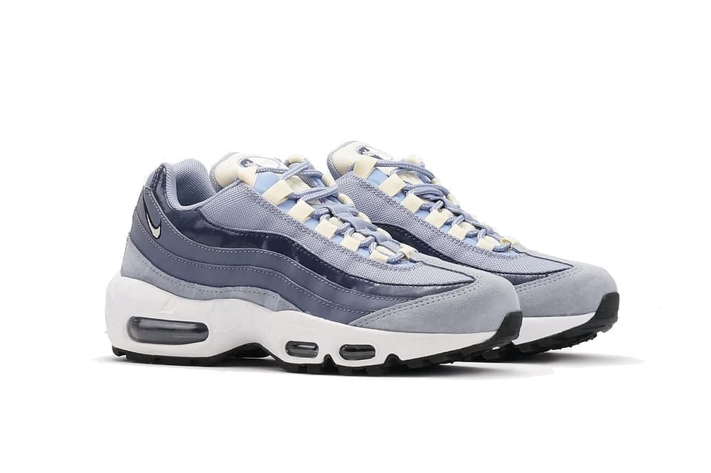 Nike Air Max 95 Sneaker Glacier Grey Muslin Light Carbon Blue Grey Ice Winter Shoe Sporty Classic Silhouette