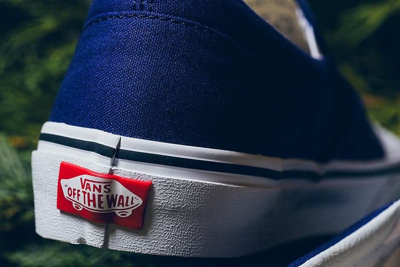 Peanuts Vans Christmas Slip-On Snoopy