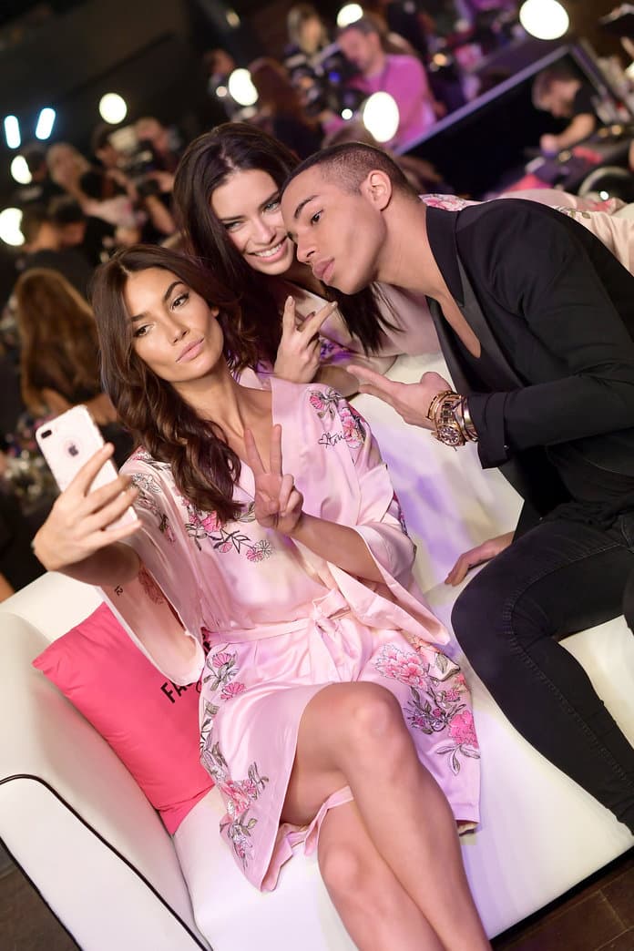 Victorias Secret Fashion Show 2017 Shanghai China Backstage Bella Hadid Adriana Lima Alessandra Ambrosio Lily Aldridge Jasmine Tookes Elsa Hosk
