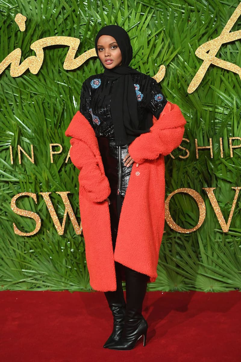 British Fashion Awards 2017 Red Carpet Best Looks Selena Gomez Alexa Chung Jourdan Dunn Adwoa Aboah Hailey Baldwin Rita Ora Karlie Kloss Donatella Versace Kaia Gerber