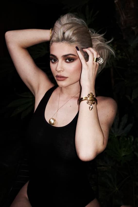 Kylie Jenner Teases Kylie Cosmetics Concealer Beauty Makeup Snapchat New Product