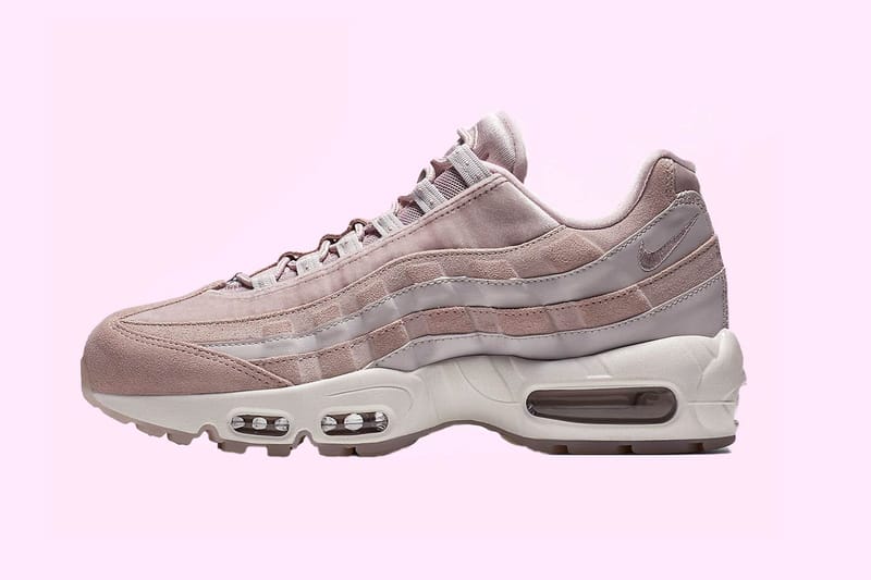 pink air maxes 95