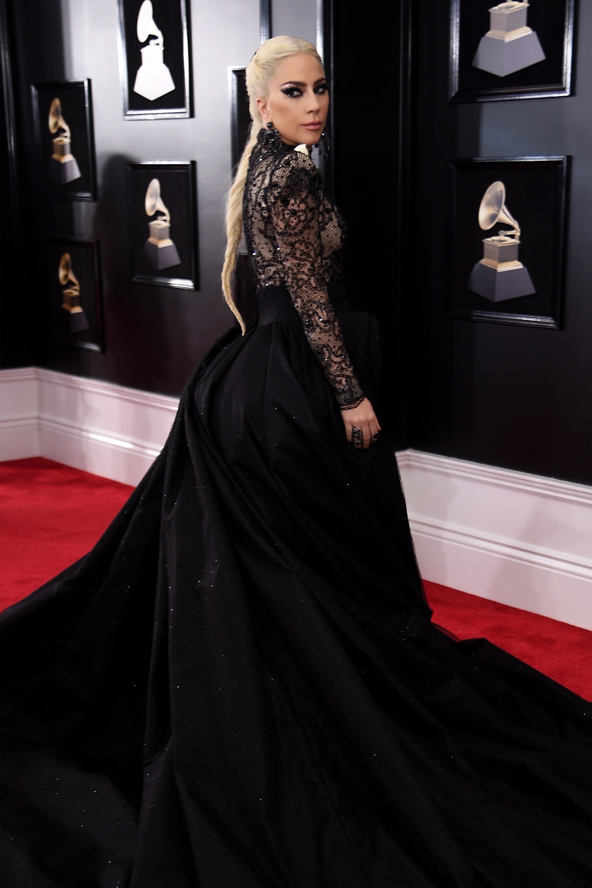 Grammys 2018 Best Red Carpet Looks Fashion Gowns Cardi B SZA Pink Lady Gaga Lana Del Rey Alessia Cara