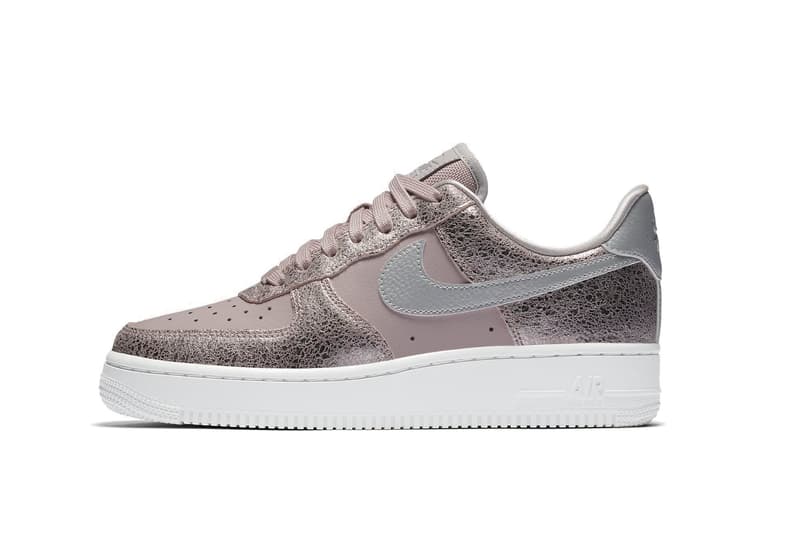 Nike Air Force 1 Premium Sneaker Pink White Classic Colorway Basketball Shoe Shop Bone Bordeaux Detail