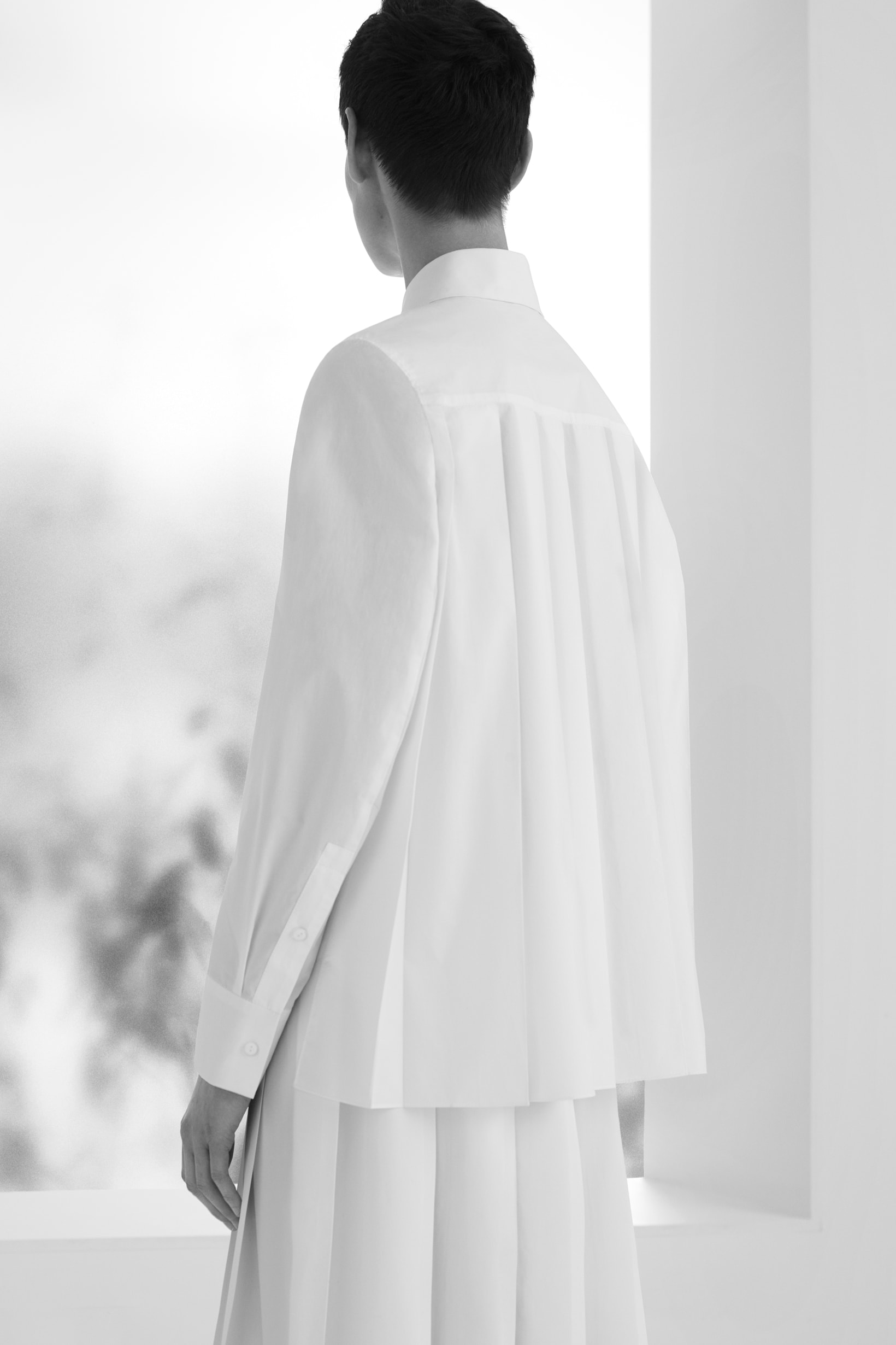 COS Spring/Summer 2018 Campaign White Top Back View