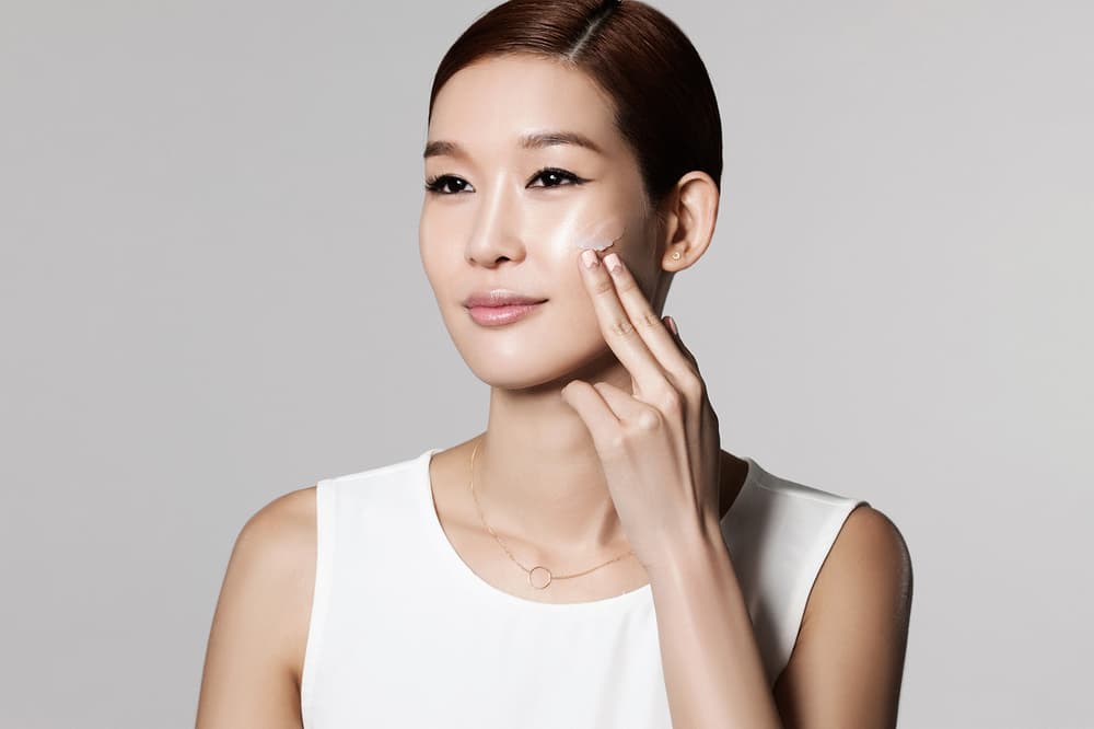 Korean K Beauty skincare Coveteur experts advice tips charlotte cho alicia yoon soko glam peach and lily