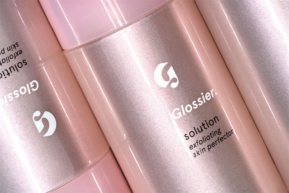 Glossier solution exfoliating skin perfector skincare acne breakouts product emily weiss where to buy