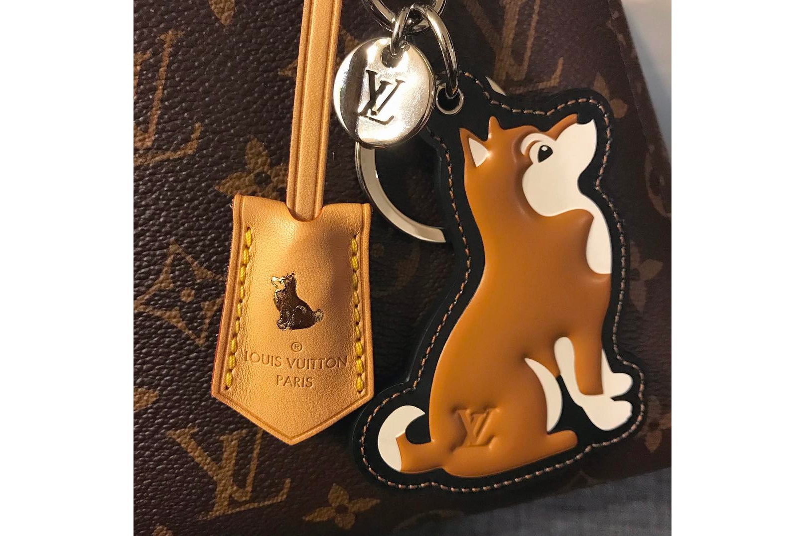 Louis Vuitton Shiba Inu Hot Stamping Chinese New Year of the Dog 2018 Keychain Luggage Tag Bag