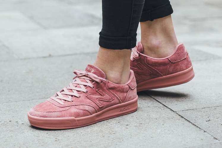 The New Balance 300 "Dusted Peach" Is Covered in Smooth Suede