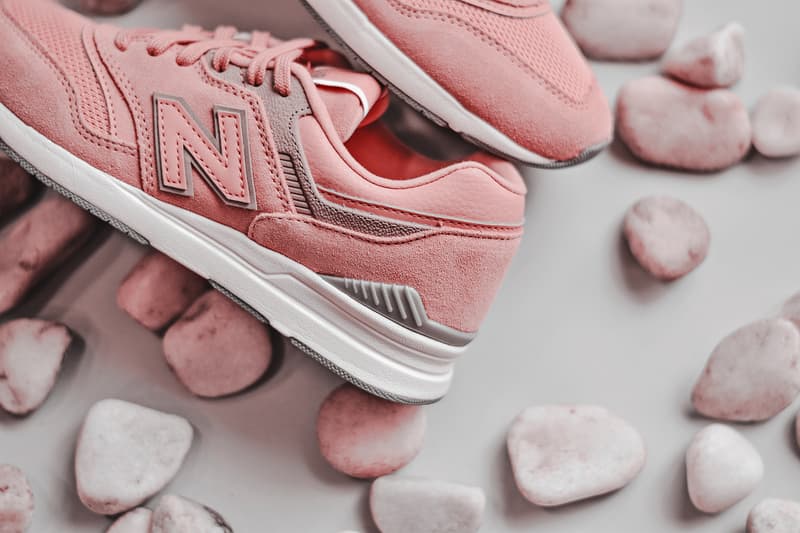 New Balance 697 Pastel Pack Sneakers Pink