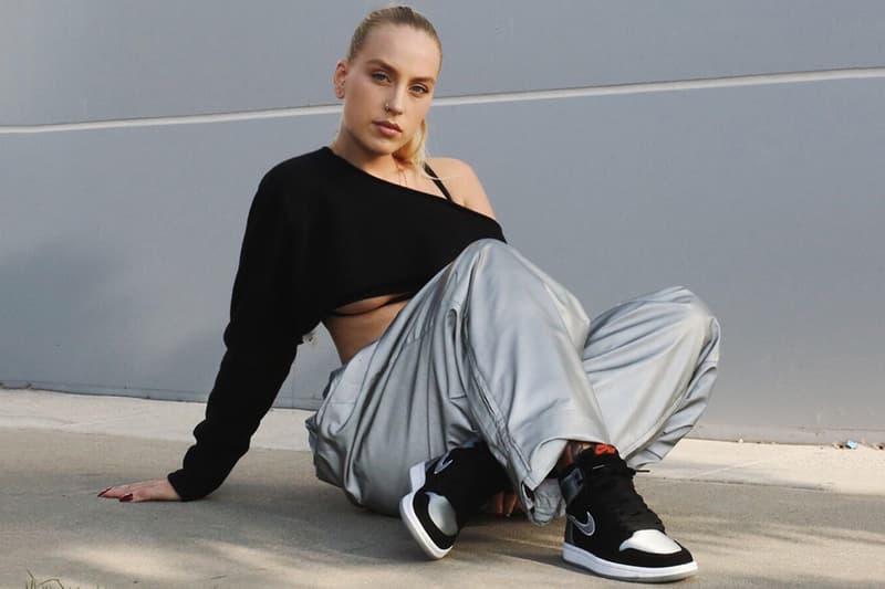 Style Guide How to Wear the vogue x air jordan 1 high zip awok sailsailuniversity red Sneaker Aleali May Palm Angels Streetwear Inspiration Outfit Guide Sweatpants Basketball Nike AJ1