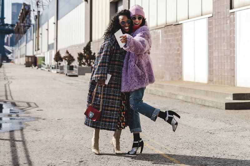 Woman protected ladies from the winter wind 2018 Streetsnaps