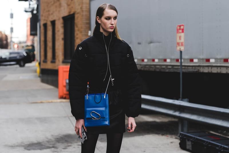 Woman protected ladies from the winter wind 2018 Streetsnaps