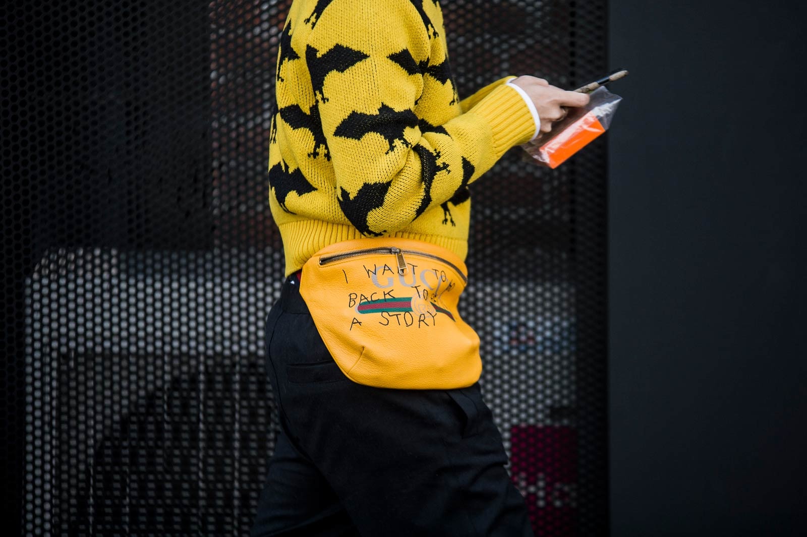 Milan Fashion Week 2018 Streetsnaps Women Gucci Fanny Pack Yellow