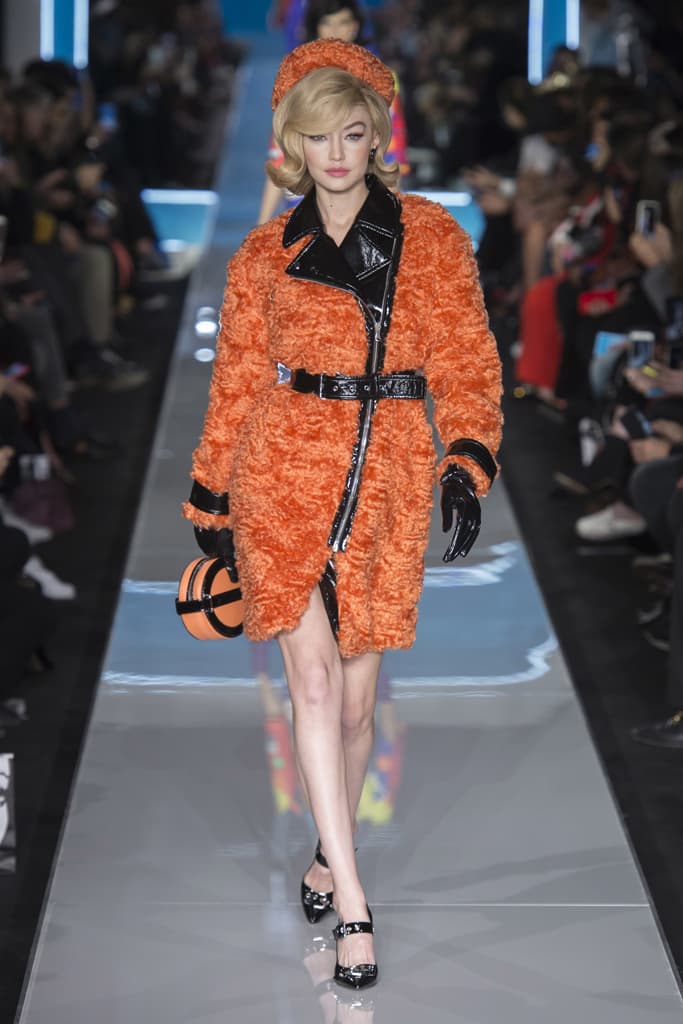 Jeremy Scott Moschino Fall/Winter 2018 MFW Show Gigi Hadid Bella Hadid Kaia Gerber Milan Fashion Week Collection Runway