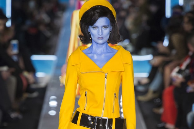 Jeremy Scott's Moschino Fall/Winter 2018 Show Was Surprisingly Reserved