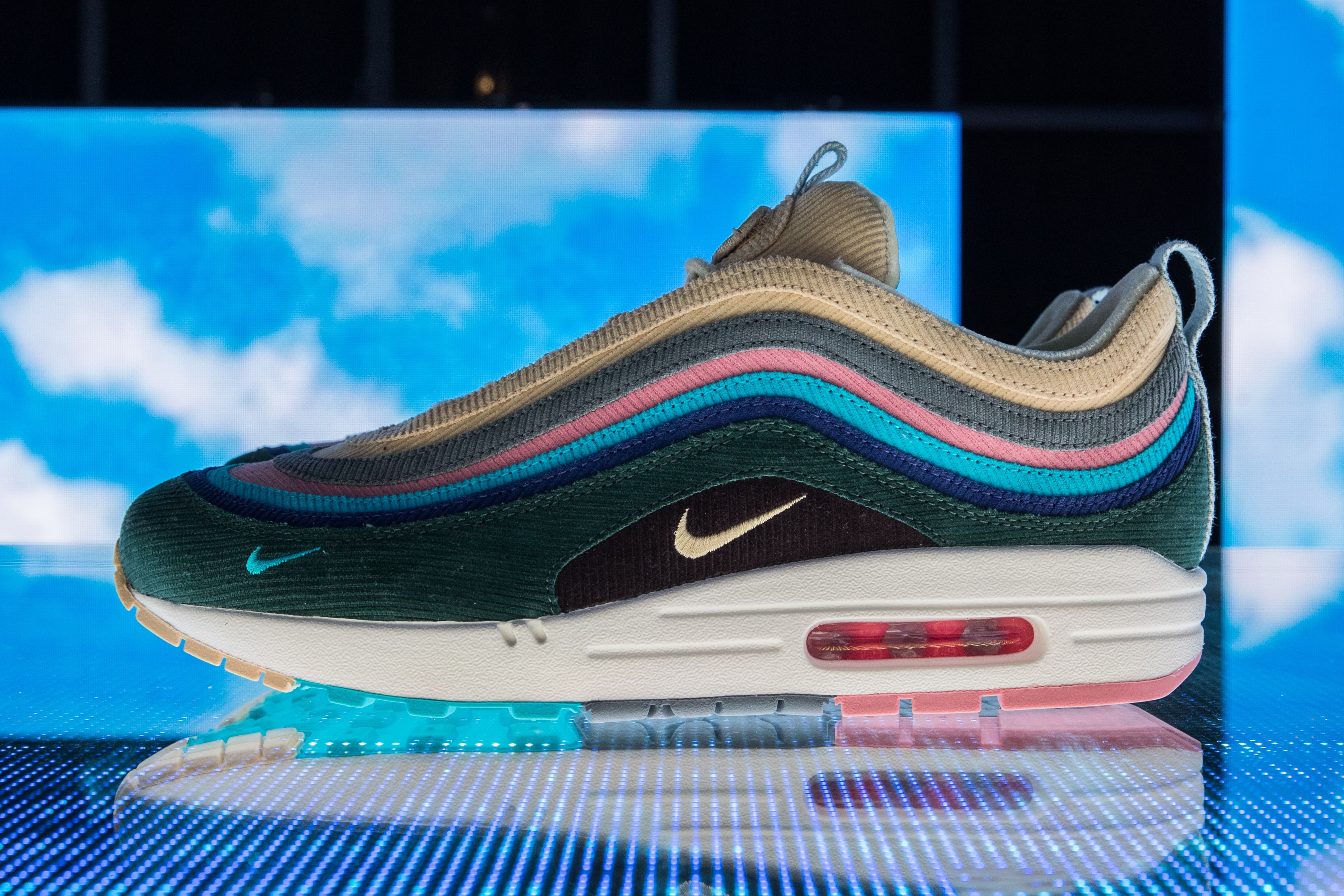 Nike Air Max Day Preview Event in Shanghai Miniswoosh Alexandra Hackett VaporMax 95 97 Sneaker Display Release Virgil Abloh Off-White Collaboration