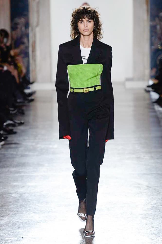 Versace Fall Winter 2018 Milan Fashion Week Show Collection