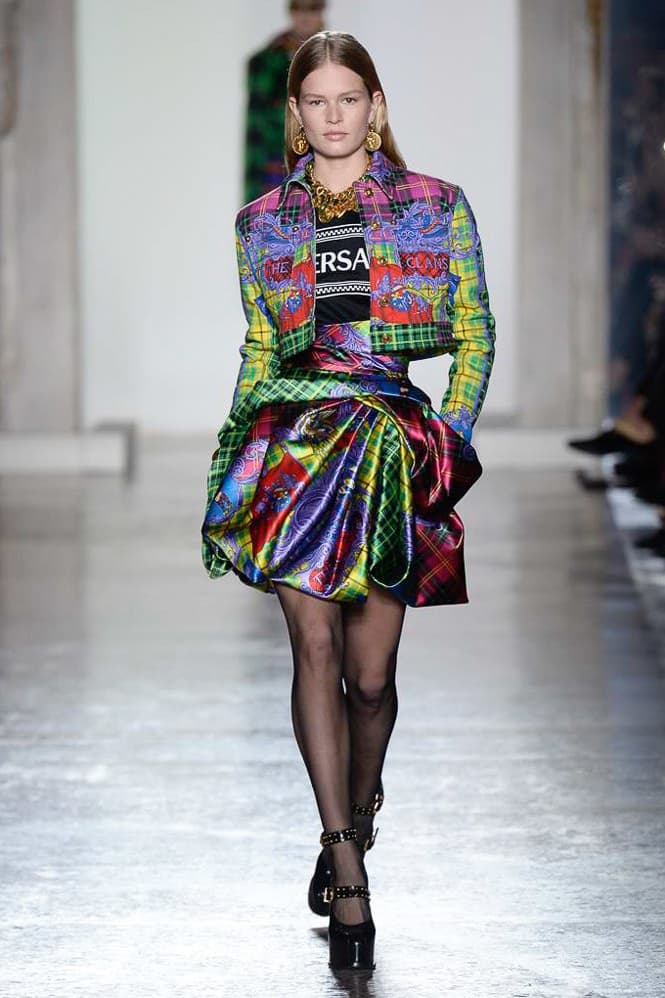 Versace Fall Winter 2018 Milan Fashion Week Show Collection