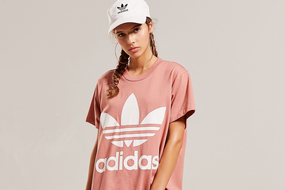Dropped adidas Oversized T-Shirt Pink Dusky Trefoil Originals Just in Its Logo