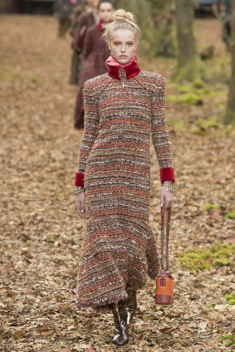 Best Looks From Chanel S Fall Winter 2018 Show Hypebae