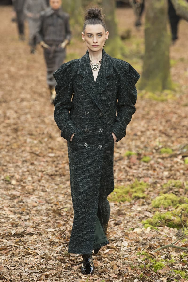 Chanel Fall Winter 2018 Paris Fashion Week Show Collection