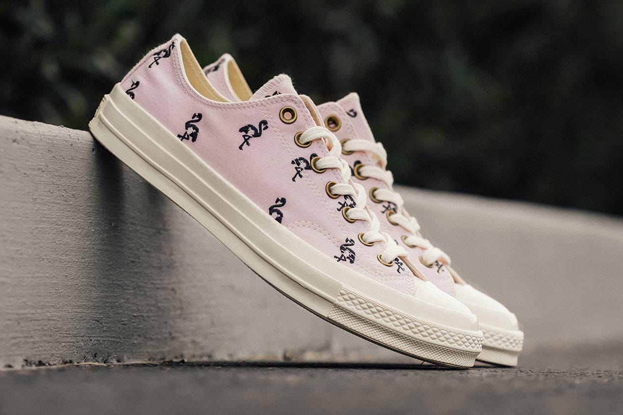 chuck taylor all star barely rose