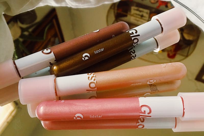 Glossier Lidstar Glistening Eye Glow Emily Weiss 2018 Oscars Red Carpet Makeup Beauty Eyeshadow Grammys Beyonce Release Date Price Where to Buy Glittery Shimmery Purple