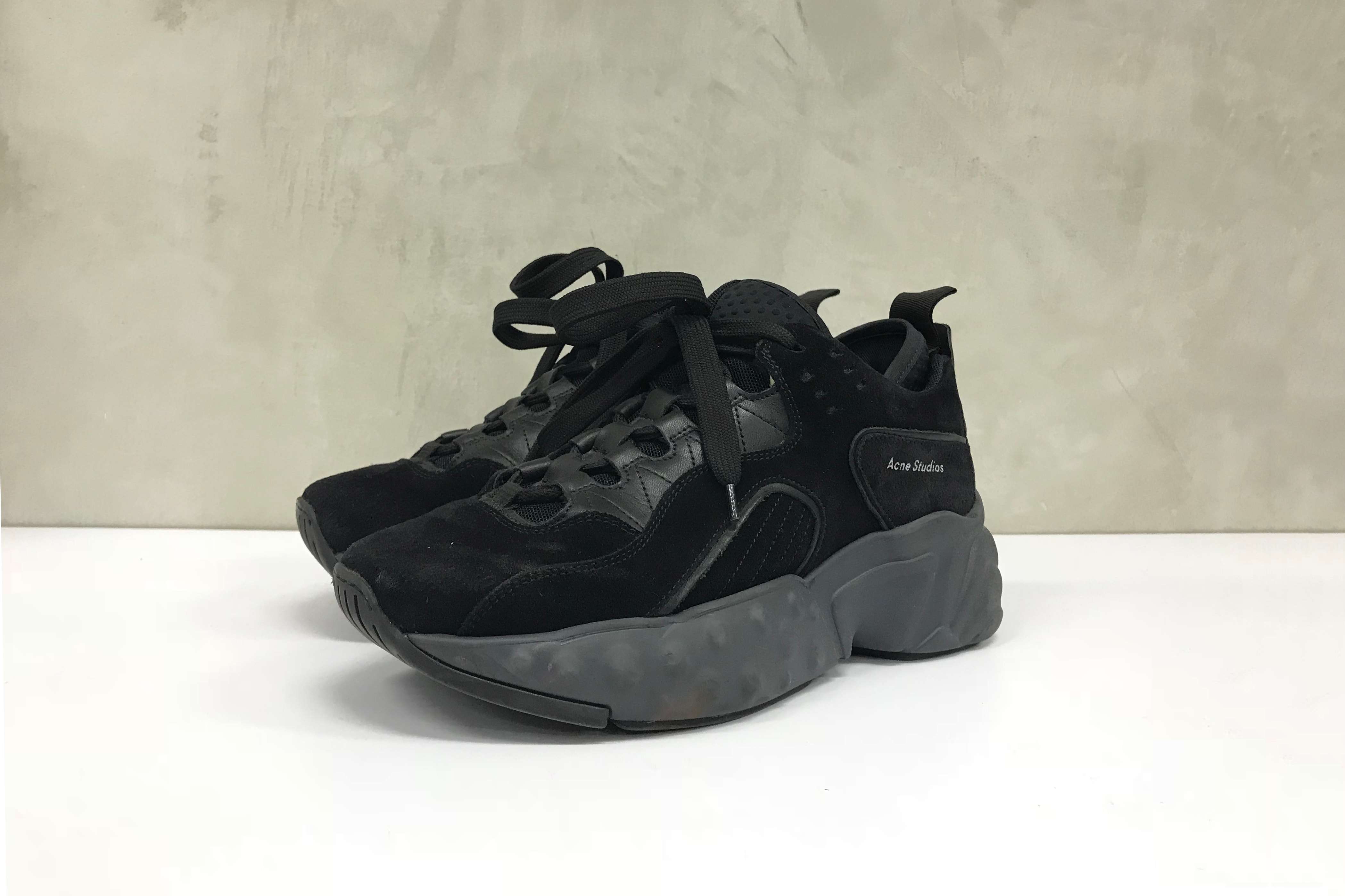 Review: Acne Studios Manhattan Sneaker in Multi Black Chunky Dad Sneaker Information Price