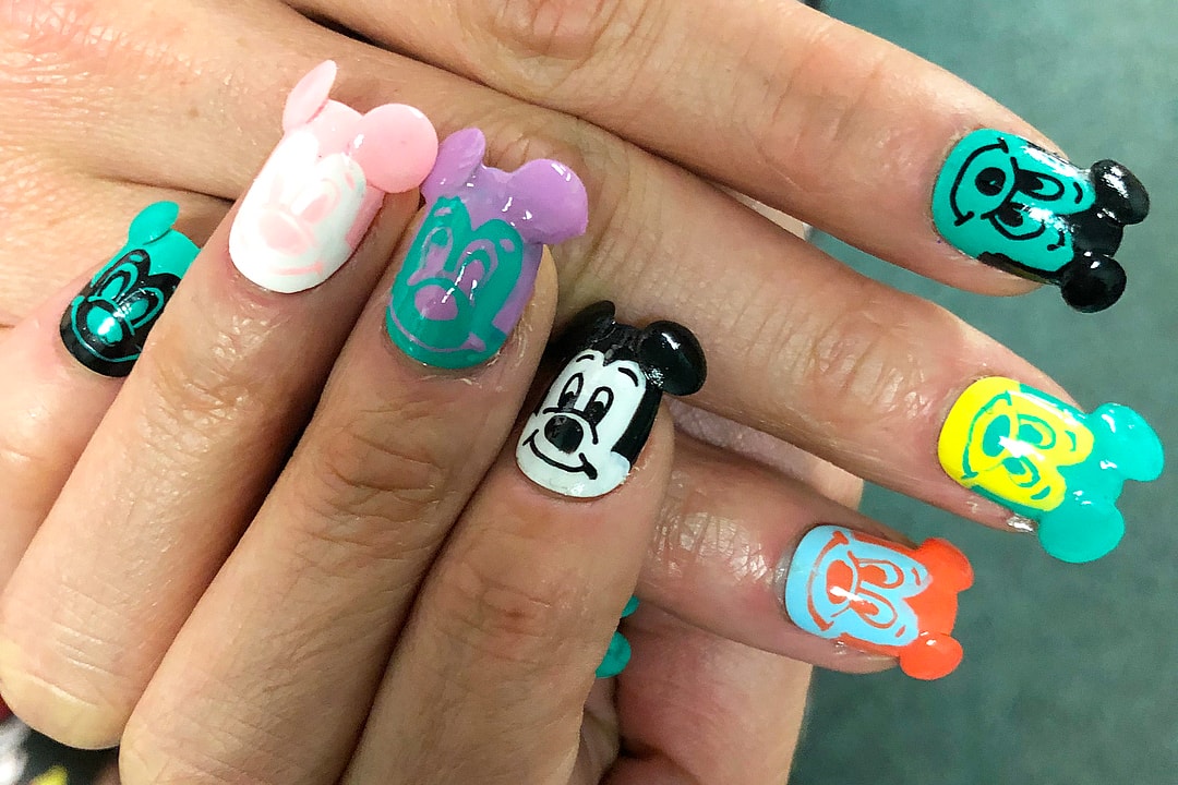 Mickey Mouse Nails Manicure Disney Disneyland Opening Ceremony Show Spring 2018 Kiko Mizuhara Beauty Inspo Nail Art Fashion Runway Humberto Leon Carol Lim