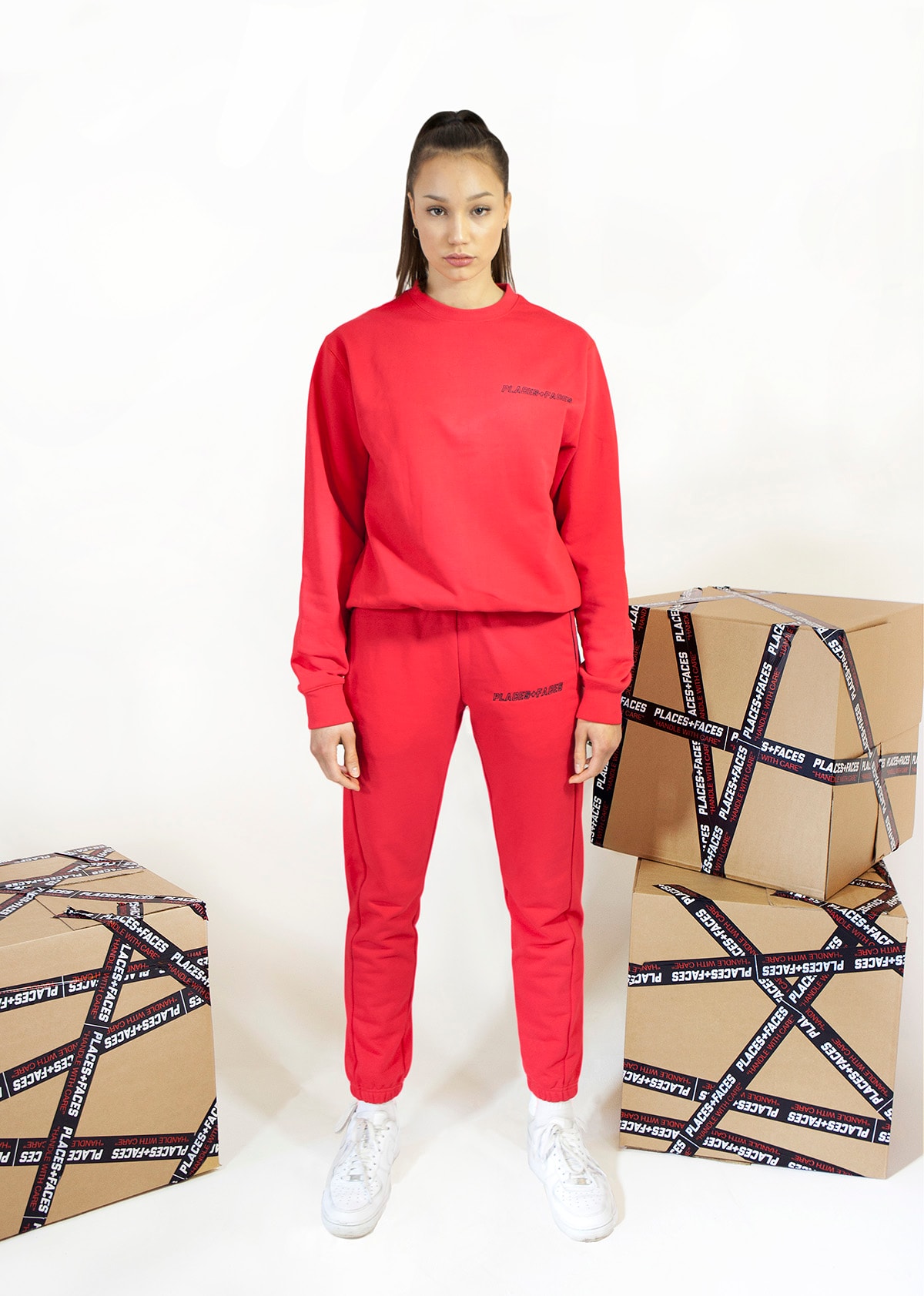 Places+Faces Spring/Summer 2018 Lookbook Crewneck Sweater Joggers Red