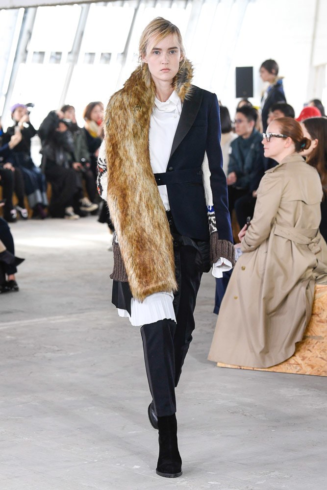 Sacai Fall Winter 2018 Paris Fashion Week Show Collection Fur Blazer Navy Brown