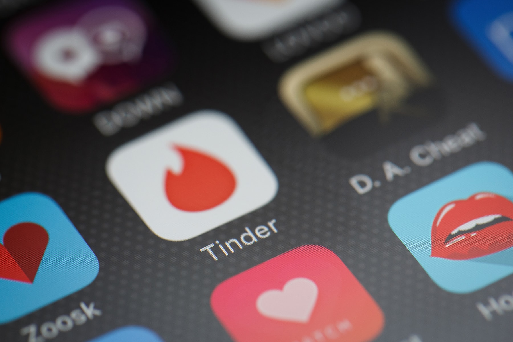 tinder match group bumble dating app lawsuit suing