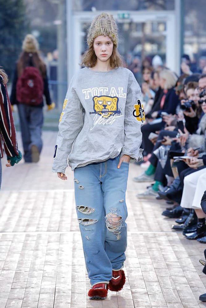 Undercover Fall Winter 2018 Paris Fashion Week Show Collection