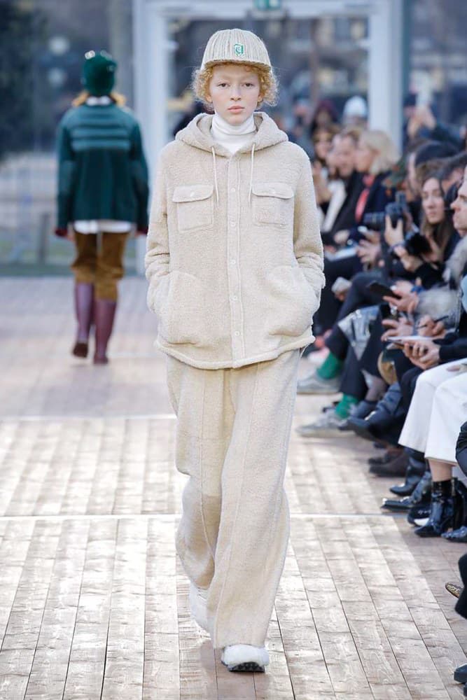 Undercover Fall Winter 2018 Paris Fashion Week Show Collection