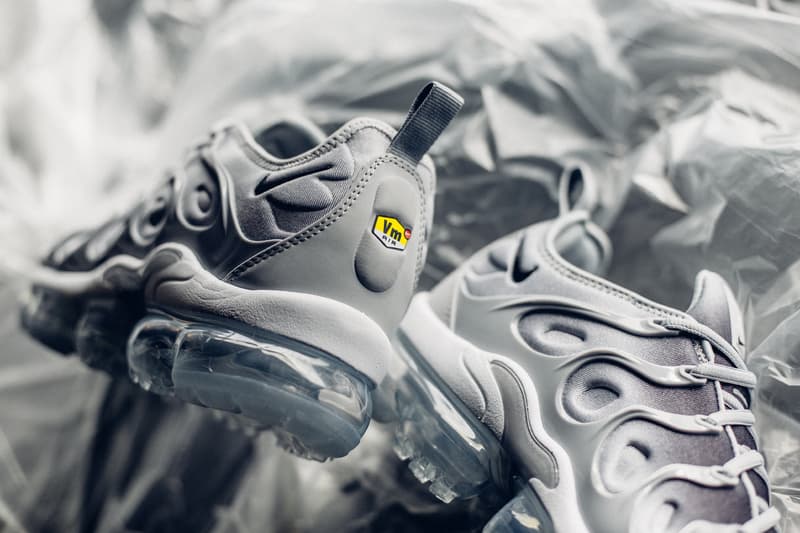 Nike Air VaporMax Plus Wolf Grey Sneaker Classic Silhoutte