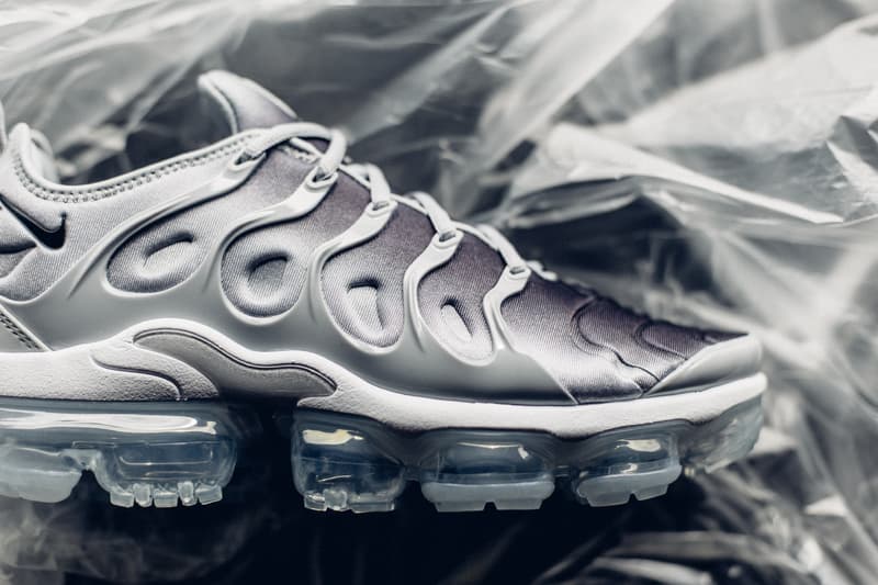 Nike Air VaporMax Plus Wolf Grey Sneaker Classic Silhoutte