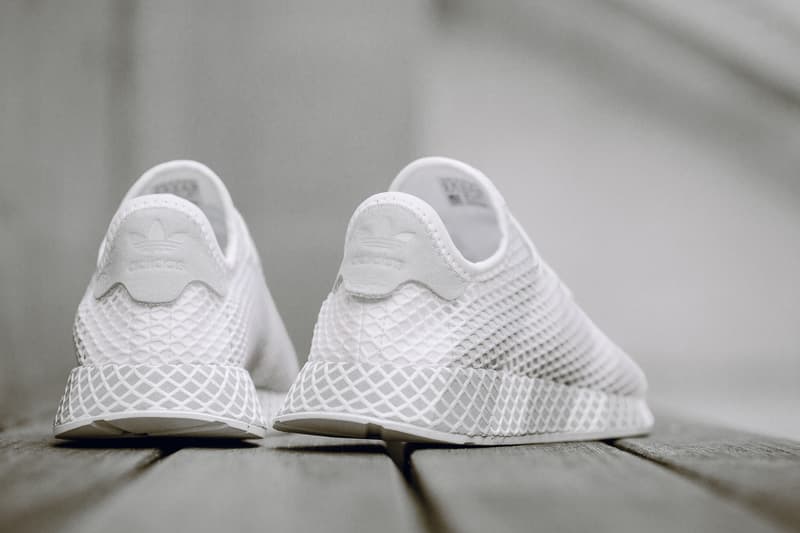 adidas Consortium Deerupt Sneaker Grey/White Striped Runner Shoe Silhouette